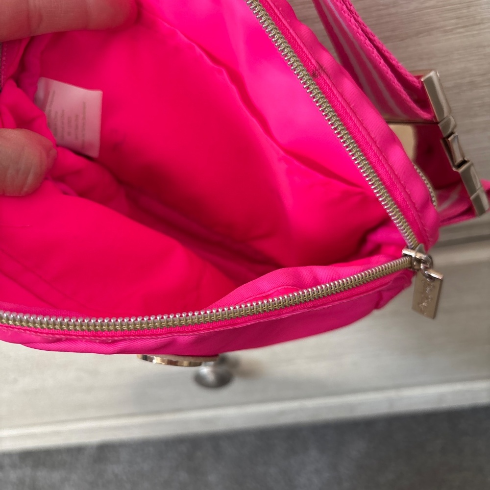 Barbiecore belt bag - Picture 3 of 4